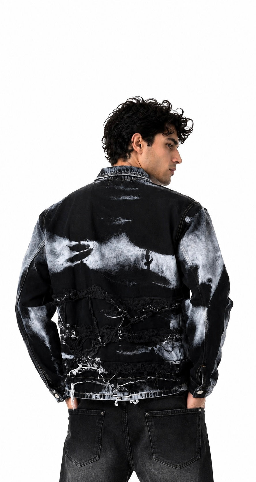 Giacca di jeans uomo nera Bleach Wash – Dettagli sfrangiati Made in Italy